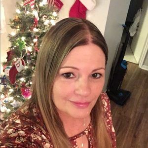 Meet your Posher, Deanna